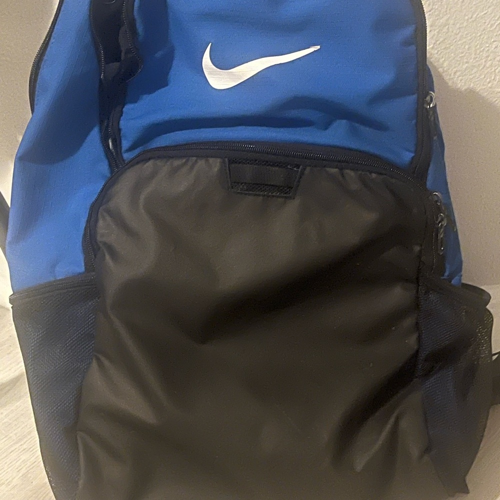 NIKE Brasilia 9.0 X-Large Backpack